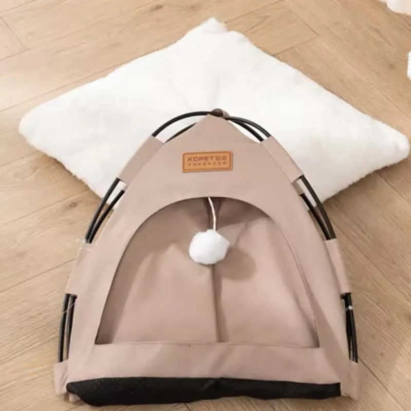 The pet tent is comfortable, breathable, scratch-resistant