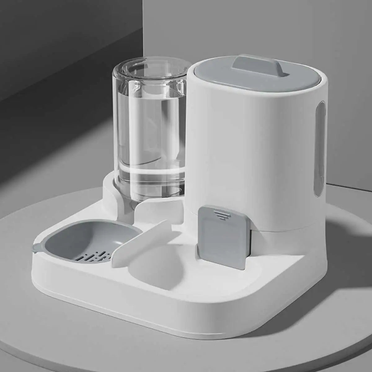 Feeder - Dual-purpose Drinking and Feeding Unit - Convenient